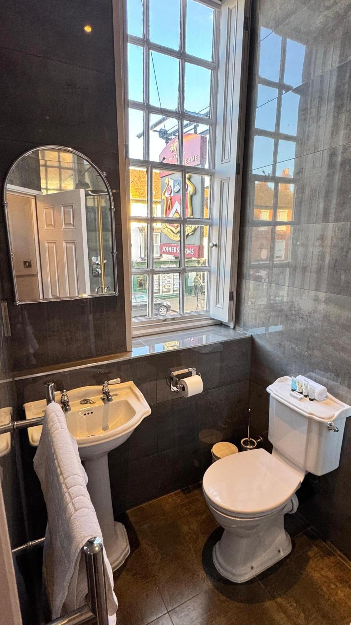 No64 The Boutique Hotel West Malling Buitenkant foto